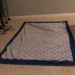 Vineyard vines beach towel brand new